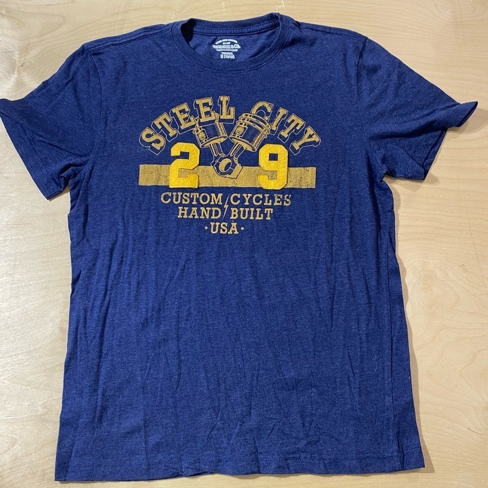 Roebuck & Co Tee Size Medium (38/40) (EJ)
